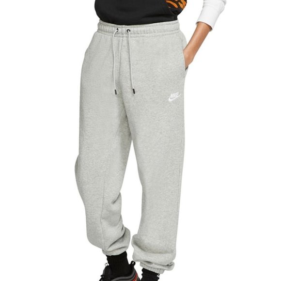 Nike Sweatpants - Sportswear Essential Jogger - LIKE NEW - Picture 1 of 7
